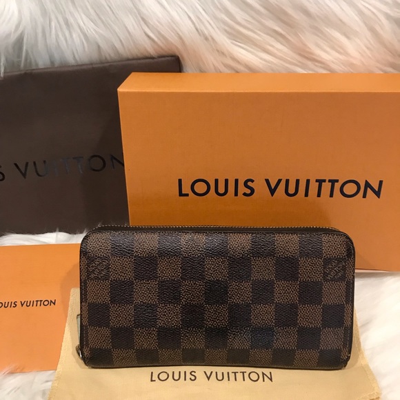Louis Vuitton Handbags - Louis Vuitton Damier Ebene Zippered Wallet #4.0G